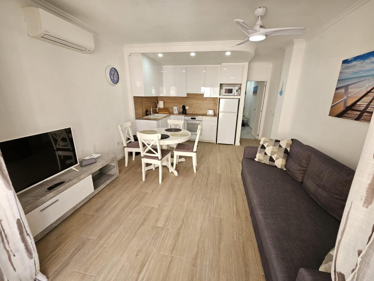 Hda Apartment 2. Torrevieja Bagian luar foto