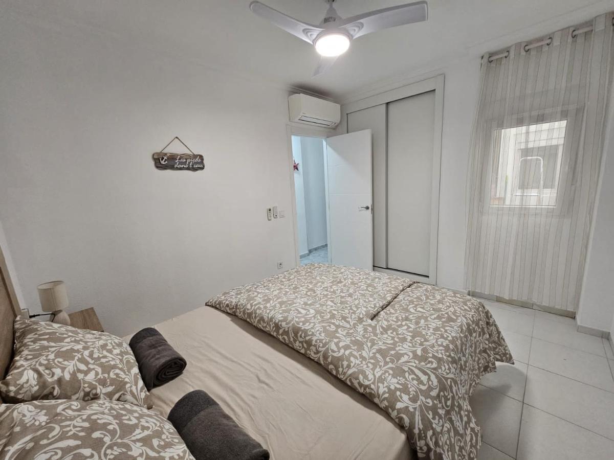 Hda Apartment 2. Torrevieja Bagian luar foto