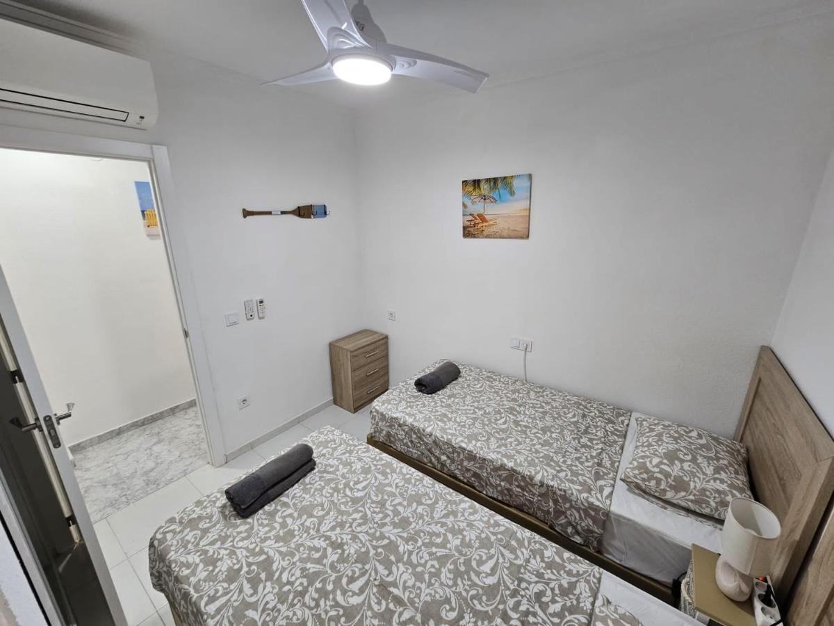 Hda Apartment 2. Torrevieja Bagian luar foto