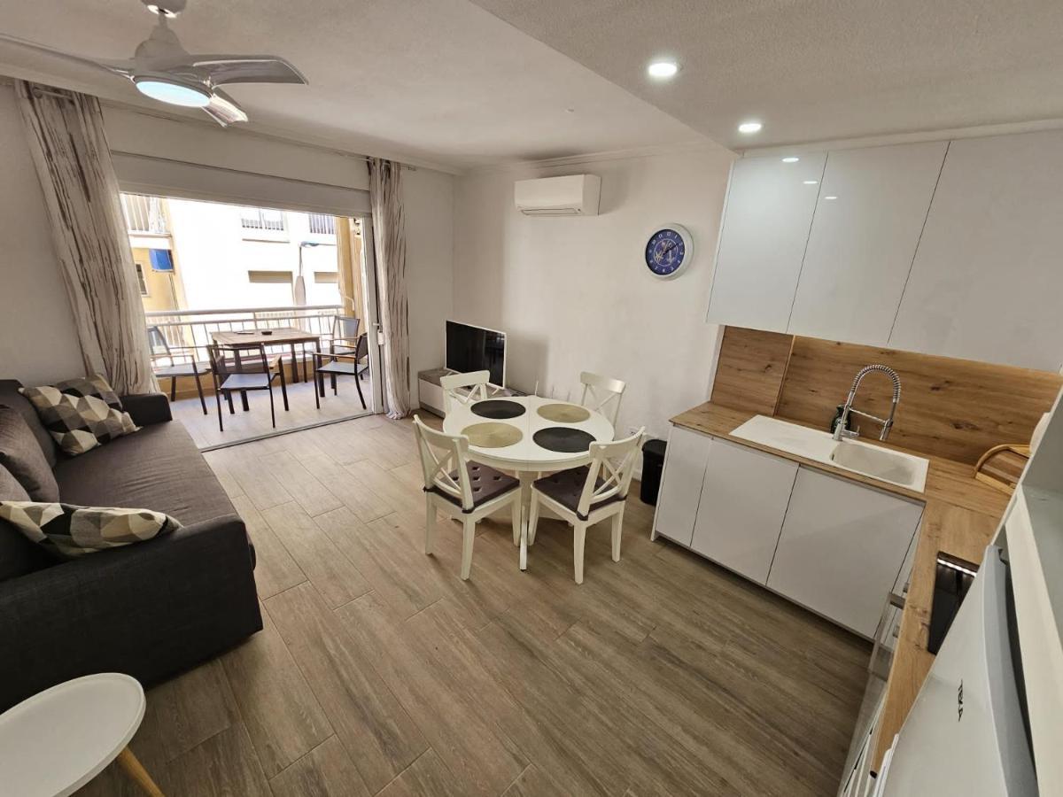 Hda Apartment 2. Torrevieja Bagian luar foto
