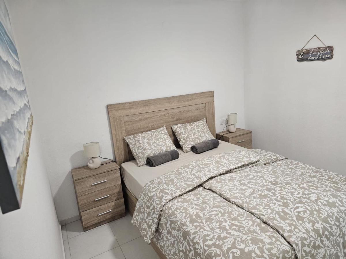 Hda Apartment 2. Torrevieja Bagian luar foto