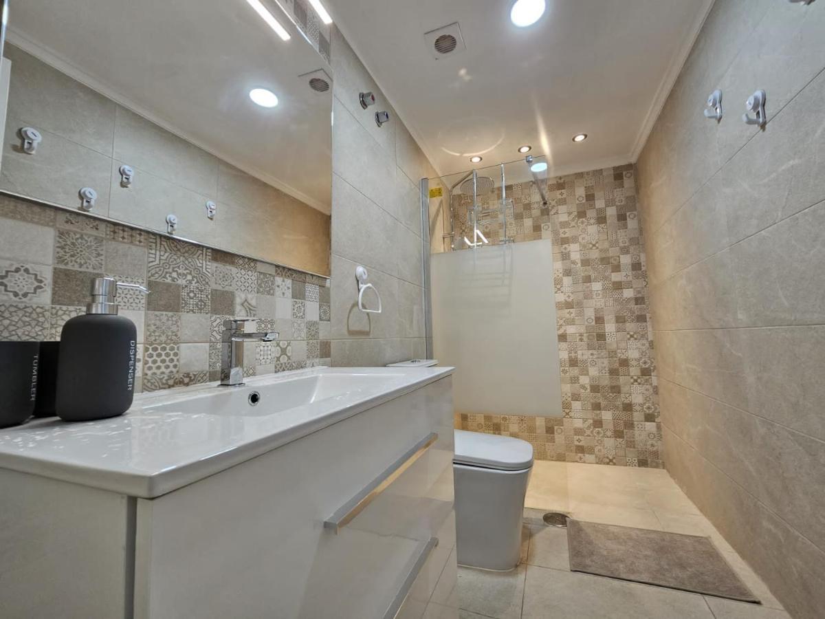 Hda Apartment 2. Torrevieja Bagian luar foto